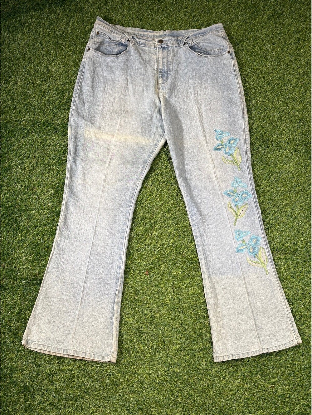 Y2k Bootcut Sage Jeans Light Wash Denim Embroidered Floral Women's Size 22